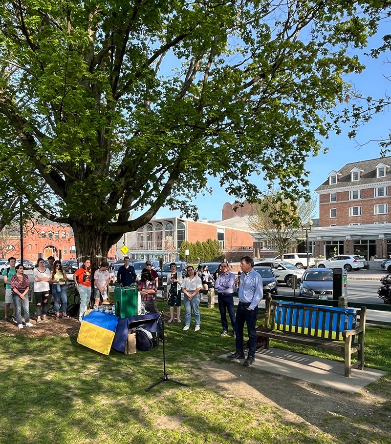 Tuck News: Students rallying for Ukraine